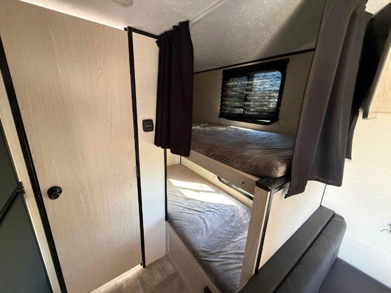 Coachmen Apex 185bh 2023