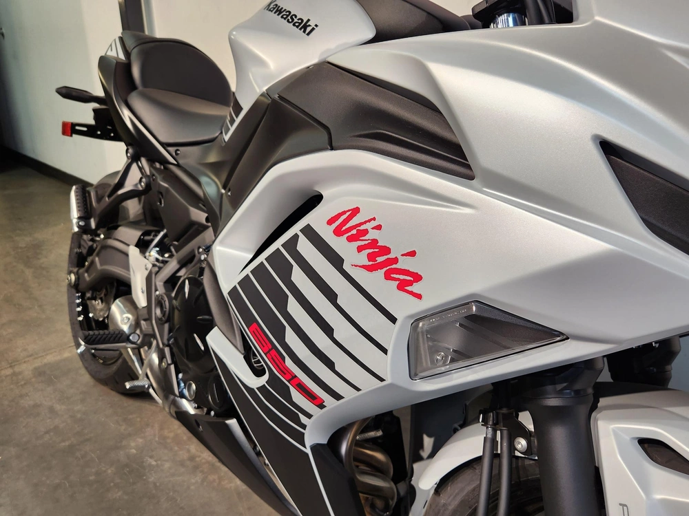 2026 Kawasaki Ninja 650 *3.99%/60 Mois💳