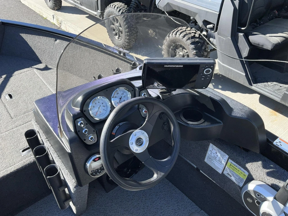 2023 Crestliner 1600 Vision