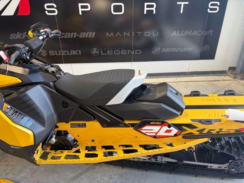 Ski-doo Backcountry X-rs 146 (43'') 850 E-tec Ice Storm 150 1.5'' E.s. W/ 10.25'' Touchscreen 2027