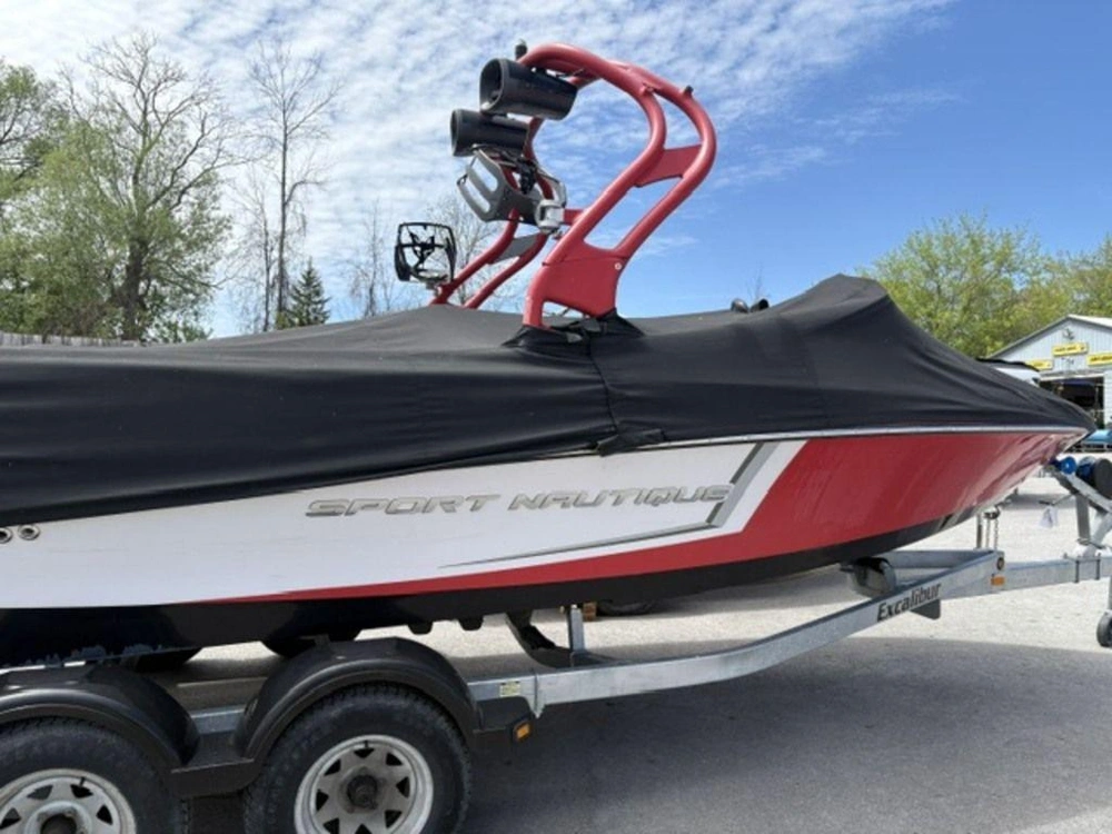 2016 Nautique 200