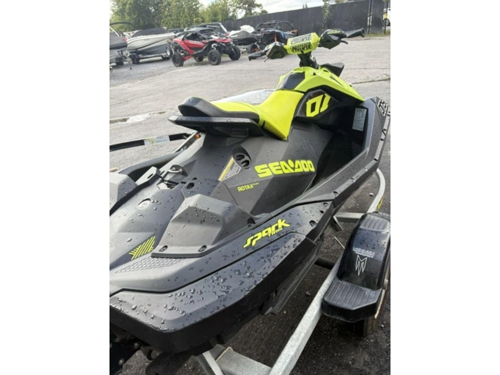 2023 Sea-doo Spark® Trixx™ 2-up Rotax® 900 H.o. Ace™ Ibr