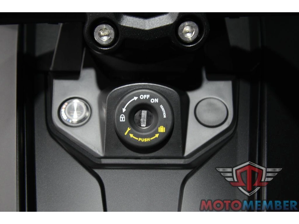 2026 Can-am Spyder F3 Limited Platine