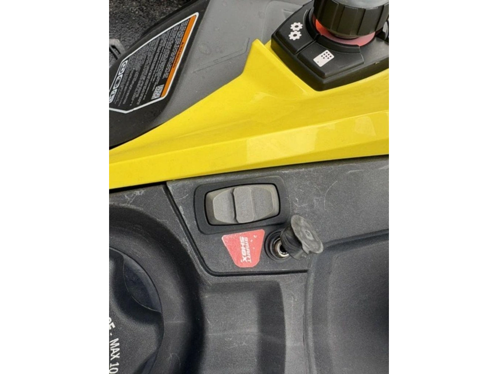 2021 Ski-doo Renegade® X-rs® Rotax® 850 E-tec® Ripsaw 1.25 Yellow_lcd