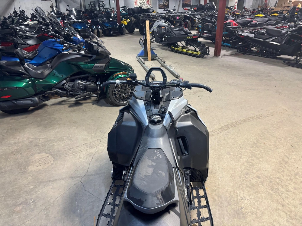 Ski-doo Summit Adrénaline Edge 850 E-tec 2026
