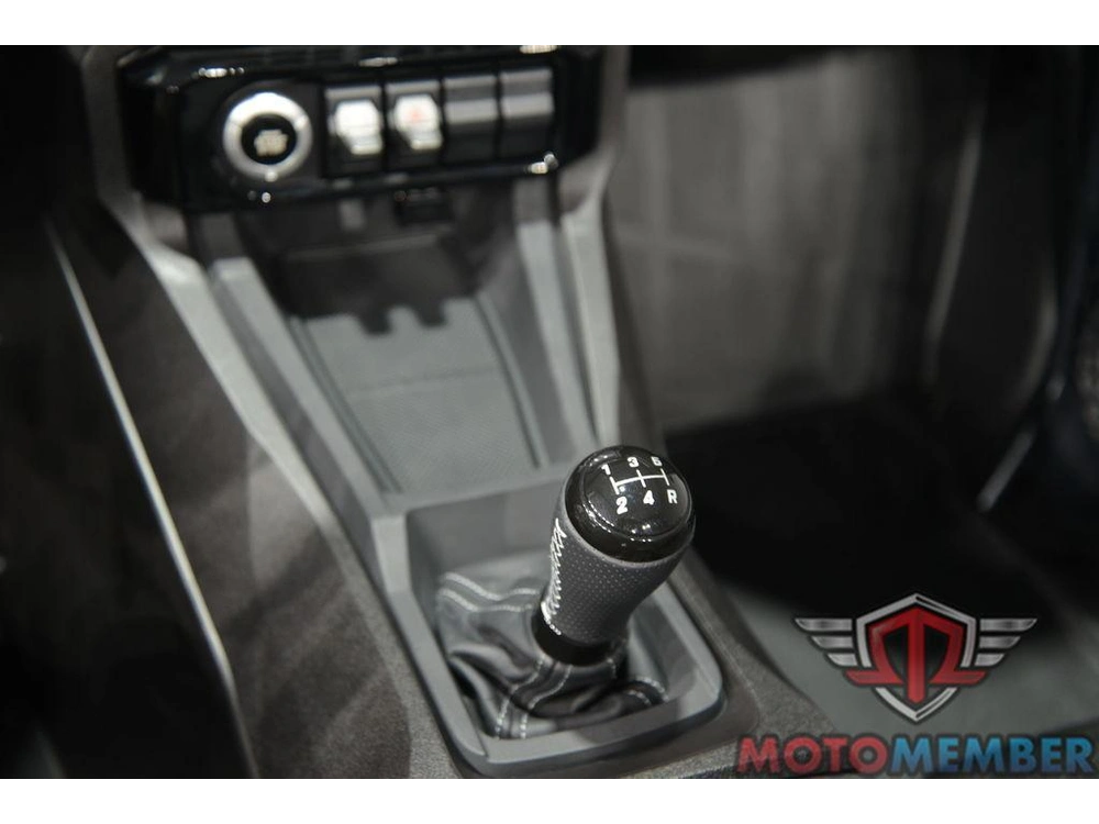 2025 Slingshot Slr Manual