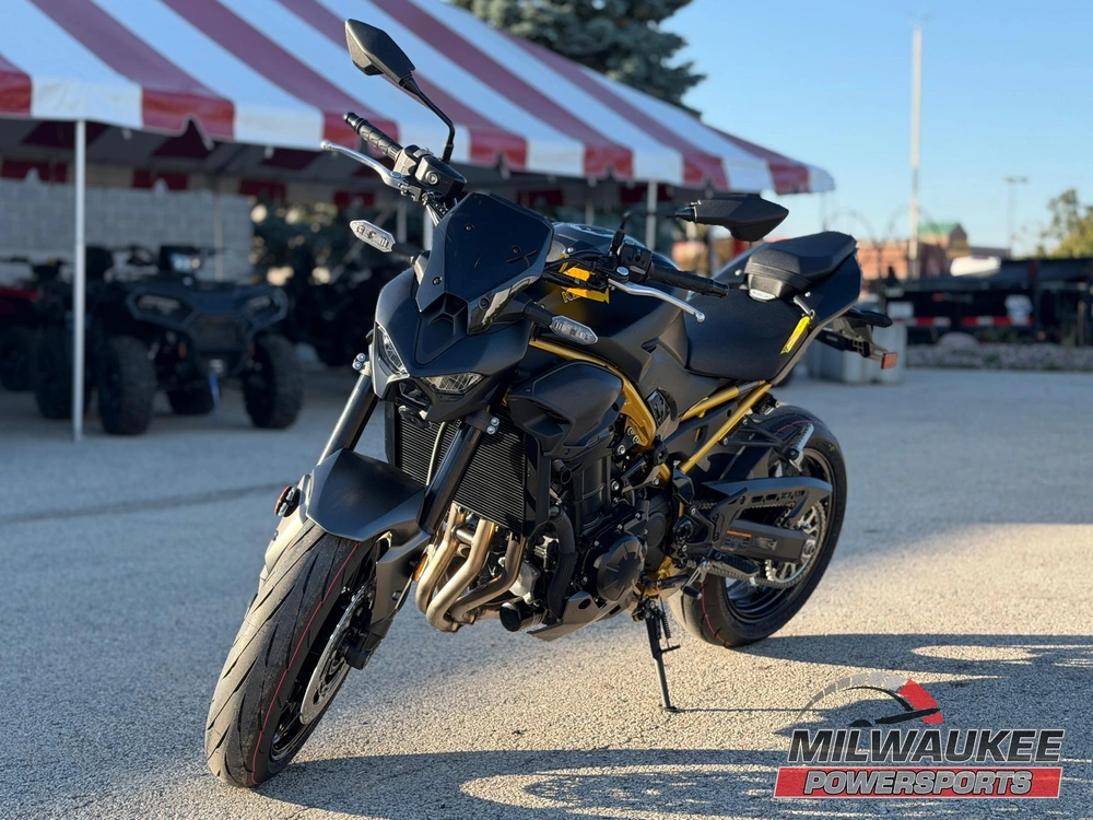 2026 Kawasaki Z900 Abs