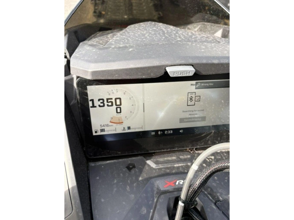 2025 Ski-doo Mxz® X® 850 E-tec 137 Ice R. Xt 1.25_10.25 In_yellow