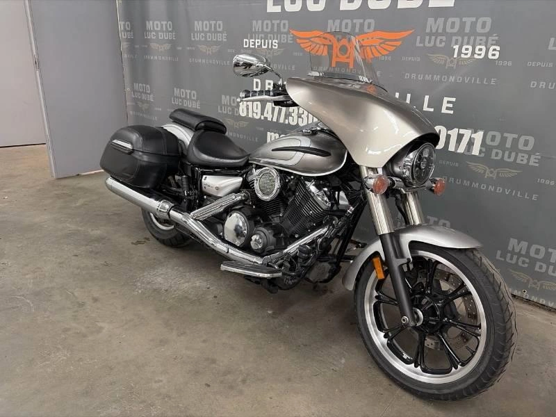 2012 Yamaha V-star 950 Tourer