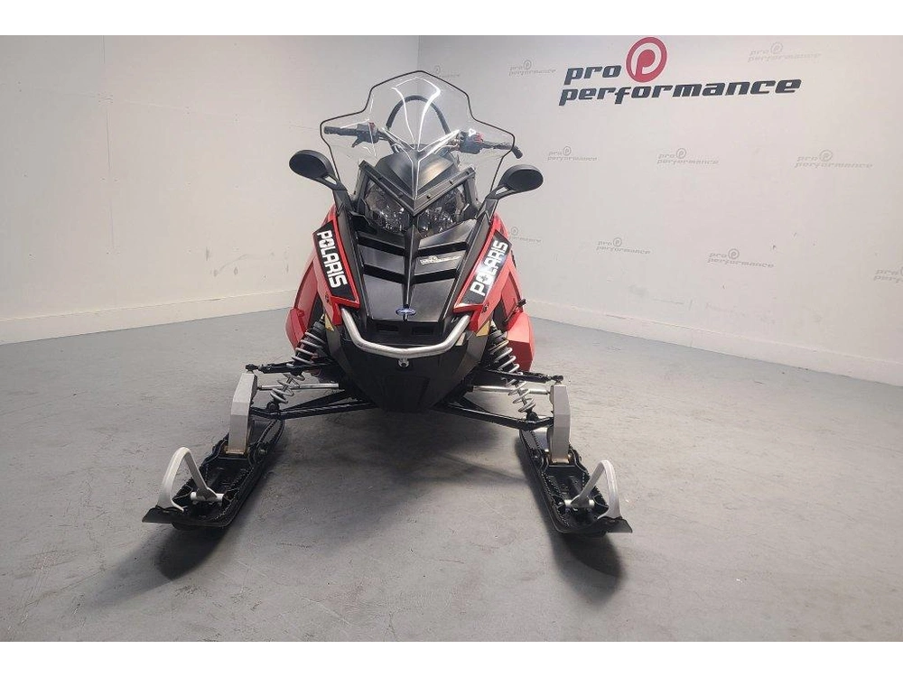 Polaris 550 Indy Voyageur 2015