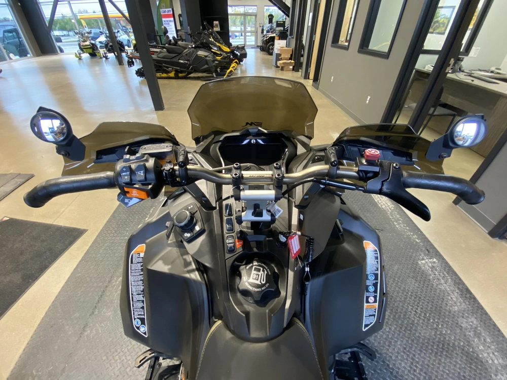 Ski-doo Mach Z 900 Turbo R 2022
