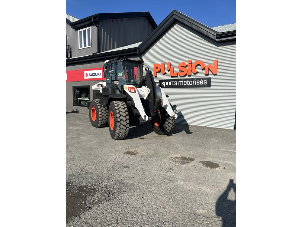 Bobcat L235 2026