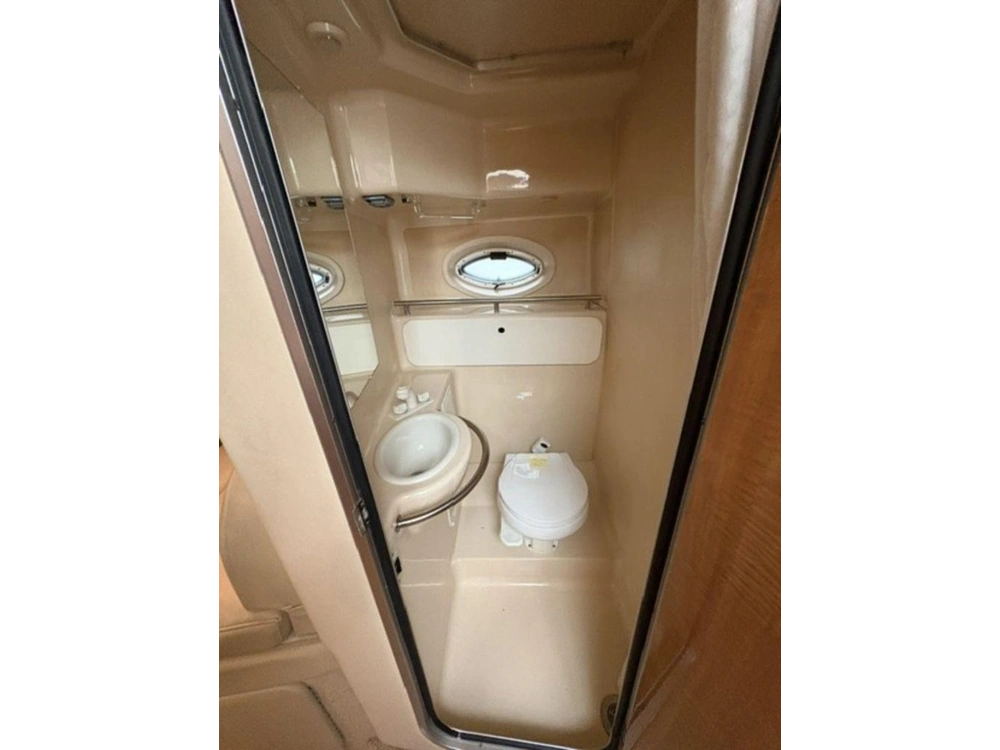 2003 Maxum Marine 330