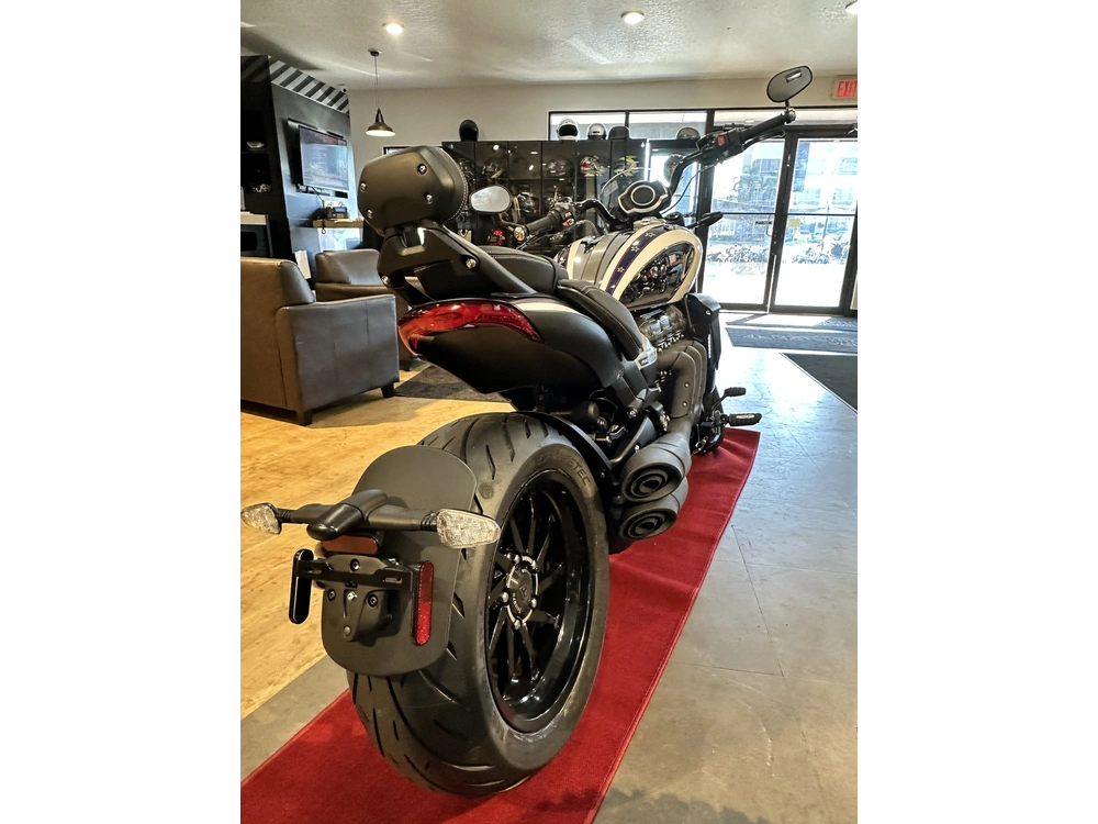 2025 Triumph Rocket 3 Gt Evel Knievel Edition