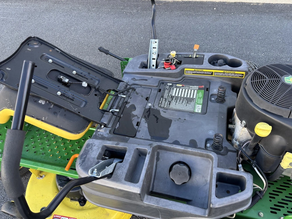 2013 John Deere Z235