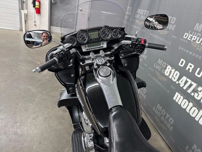 Kawasaki Voyager 1700 2011