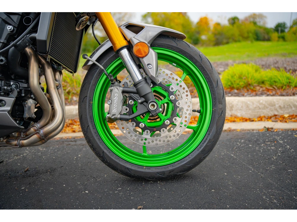 2025 Kawasaki Z900 Se Abs