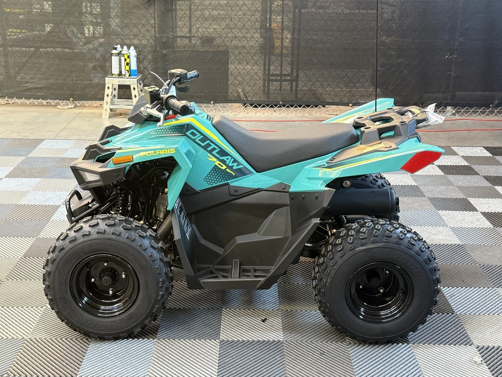 2026 Polaris Outlaw 70 Efi - Radiant Green
