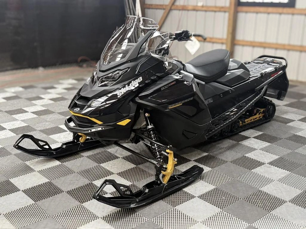 2027 Ski-doo Renegade Adrenaline Enduro 900 Ace Turbo R