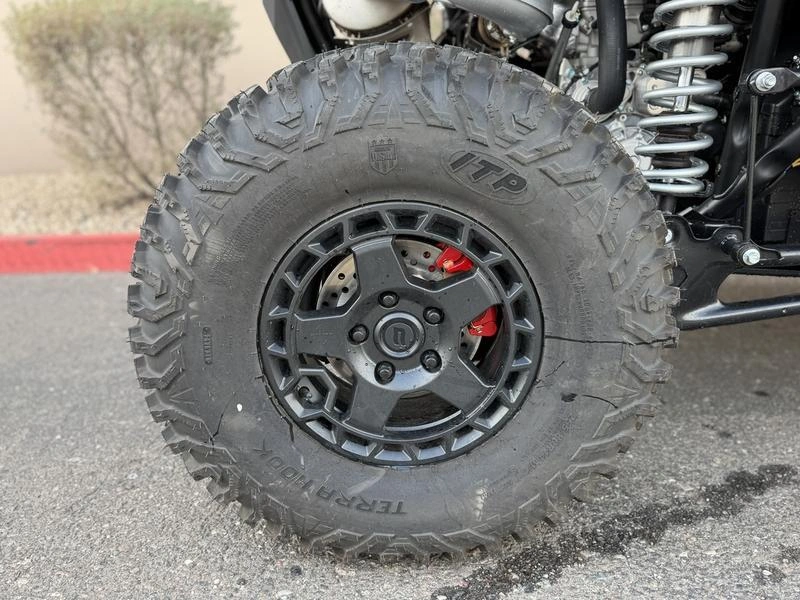 2027 Cfmoto Zforce Z10-4 4 Places Neuf Tout Équipé Financement 0% Disponible