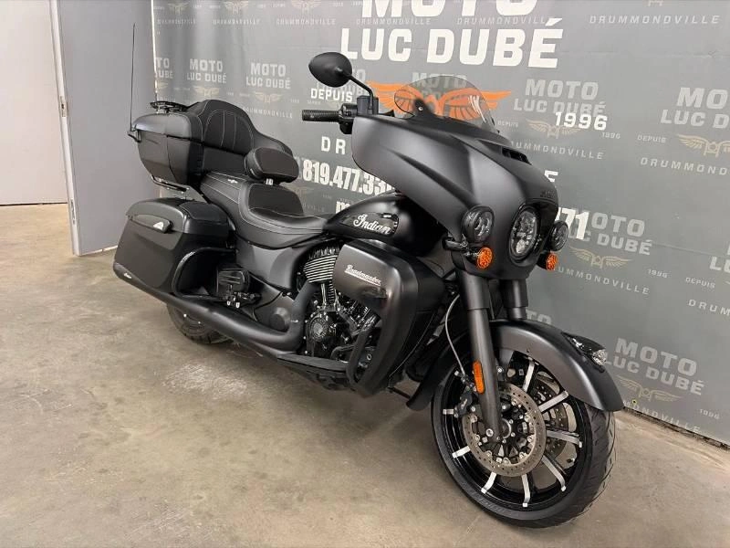 2022 Indian Motorcycle Roadmaster Dark Horse