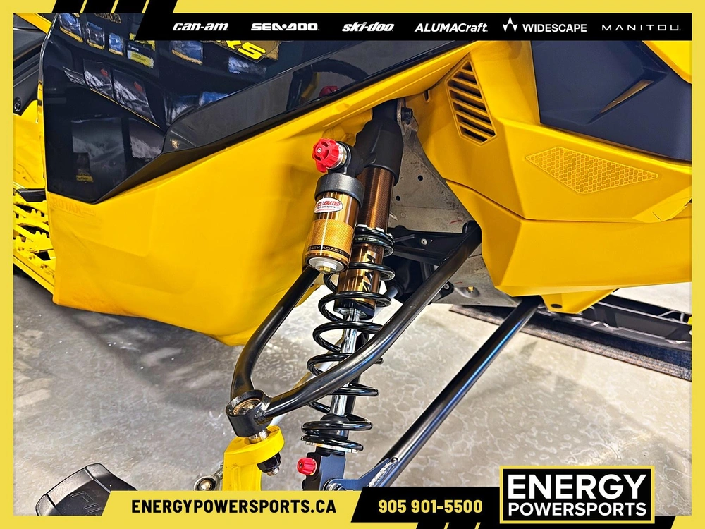 2024 Ski-doo Sm Mxz Xrs 850 Bk 137 Sas Hub 24