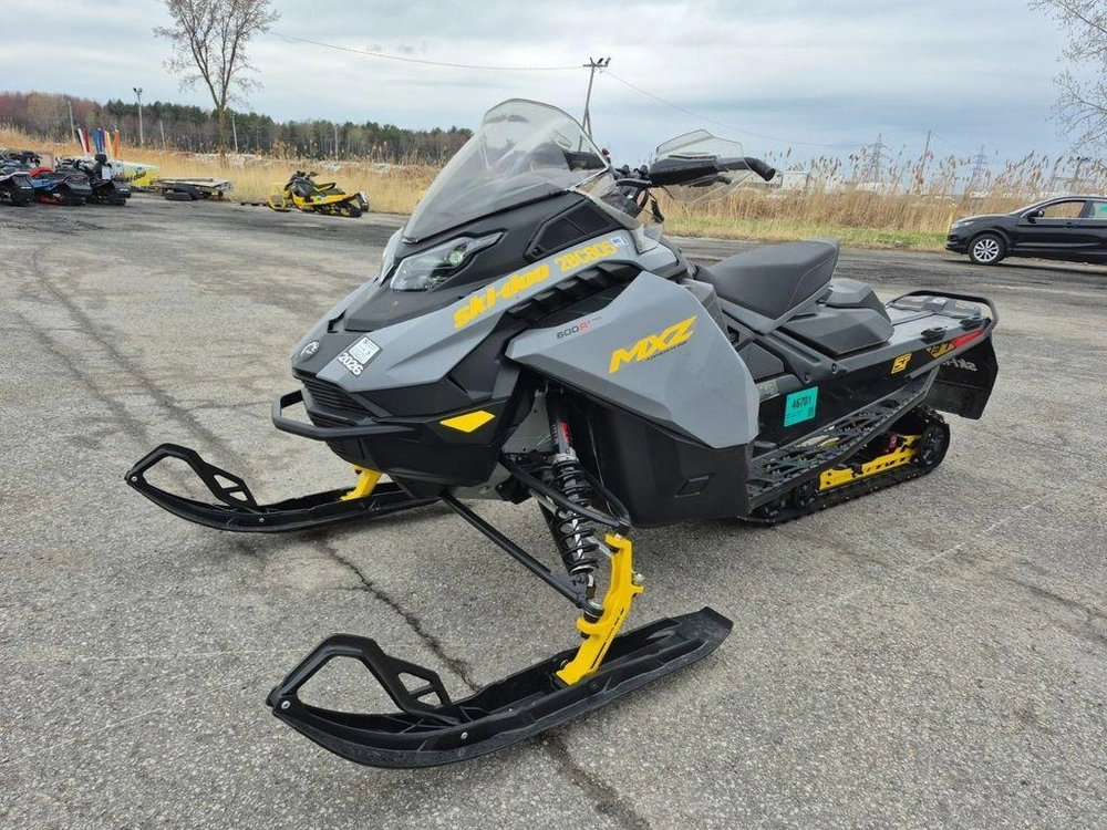 2026 Ski-doo Mxz® Adrenaline® 600r E-tec 137_grey