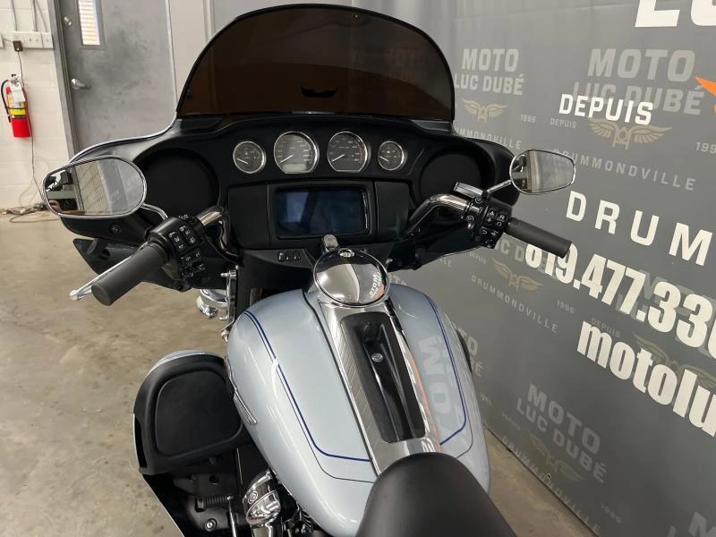 Harley-davidson Flhtcutg Tri Glide Ultra 2023