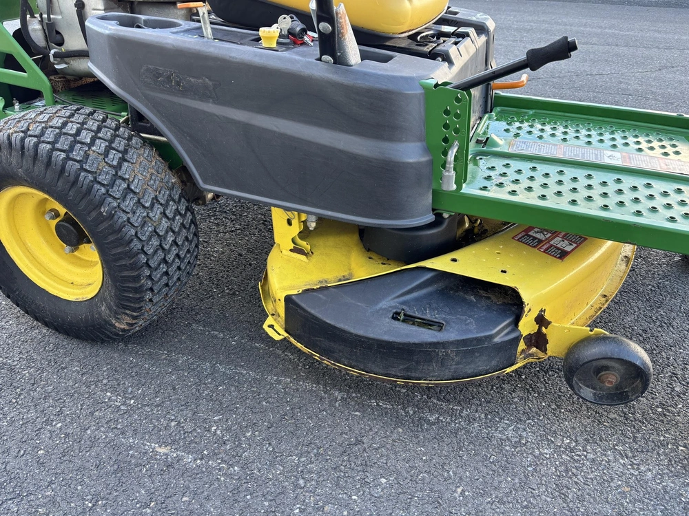 2013 John Deere Z235
