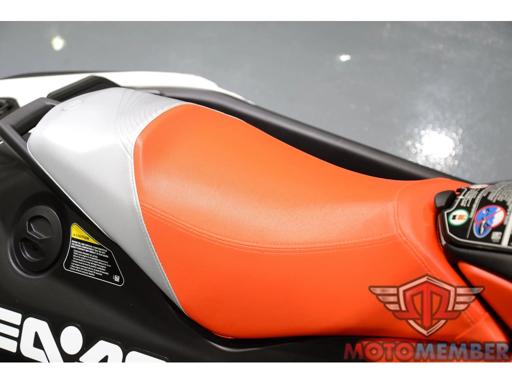 2025 Sea-doo Spark™ Trixx For 1 Rotax® 900 Ace™ - 90 Ibr
