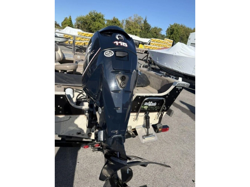 2008 Sylvan 1700 Explorer