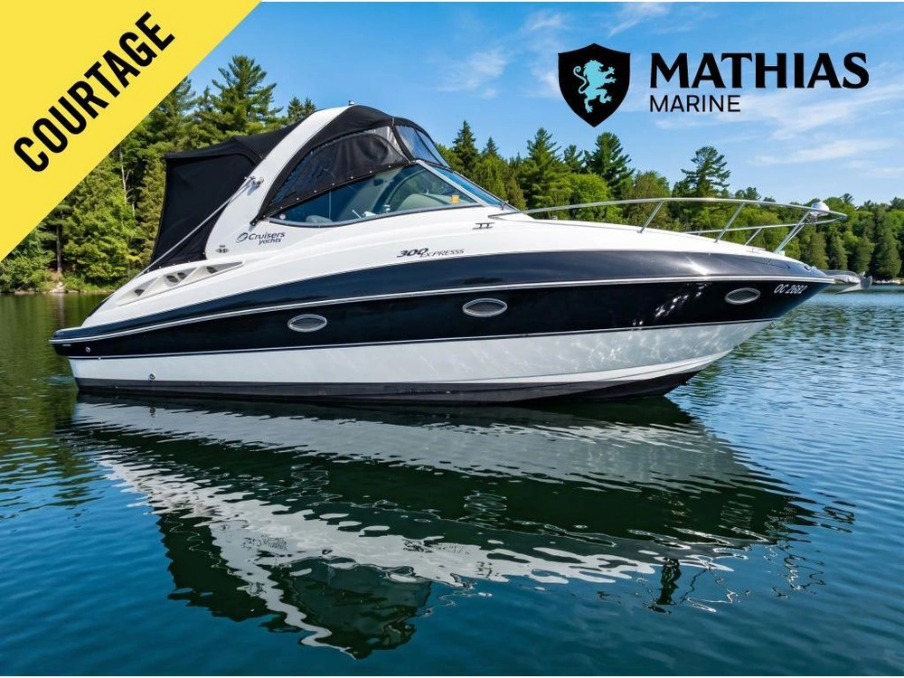 Cruisers Yachts 300 Express 2011