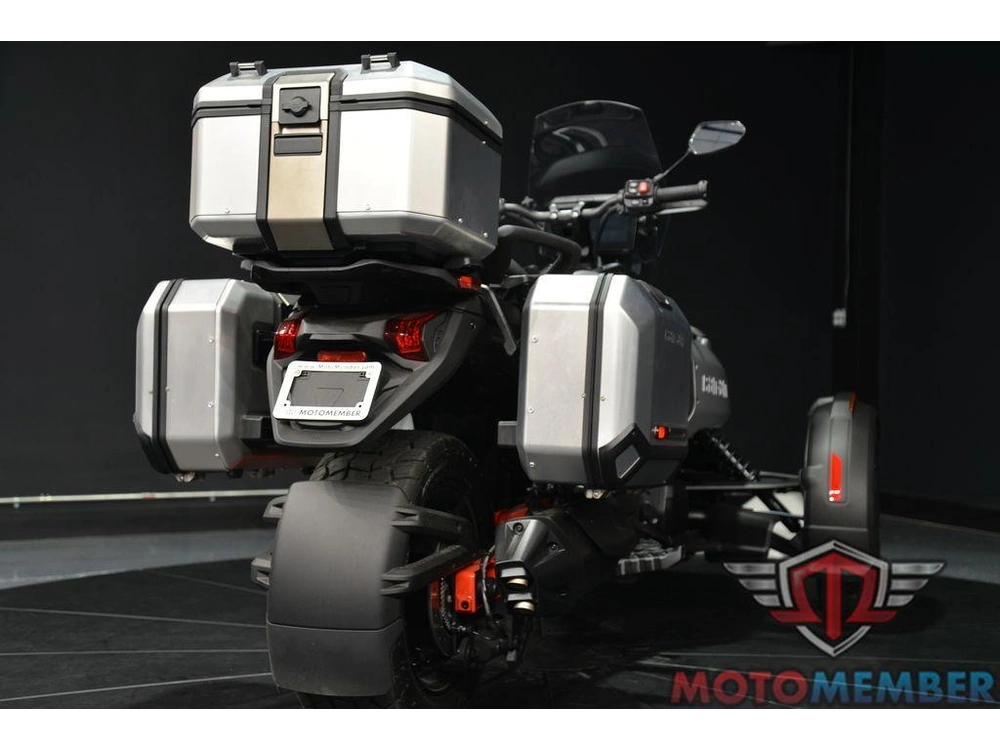 2025 Can-am Canyon Xt