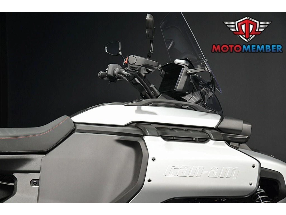 2025 Can-am Canyon Xt