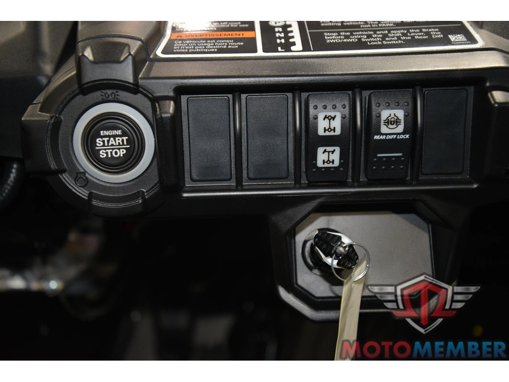 2026 Can-am Commander Dps 700