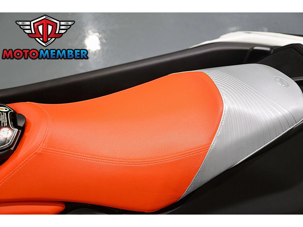 2025 Sea-doo Spark™ Trixx For 1 Rotax® 900 Ace™ - 90 Ibr