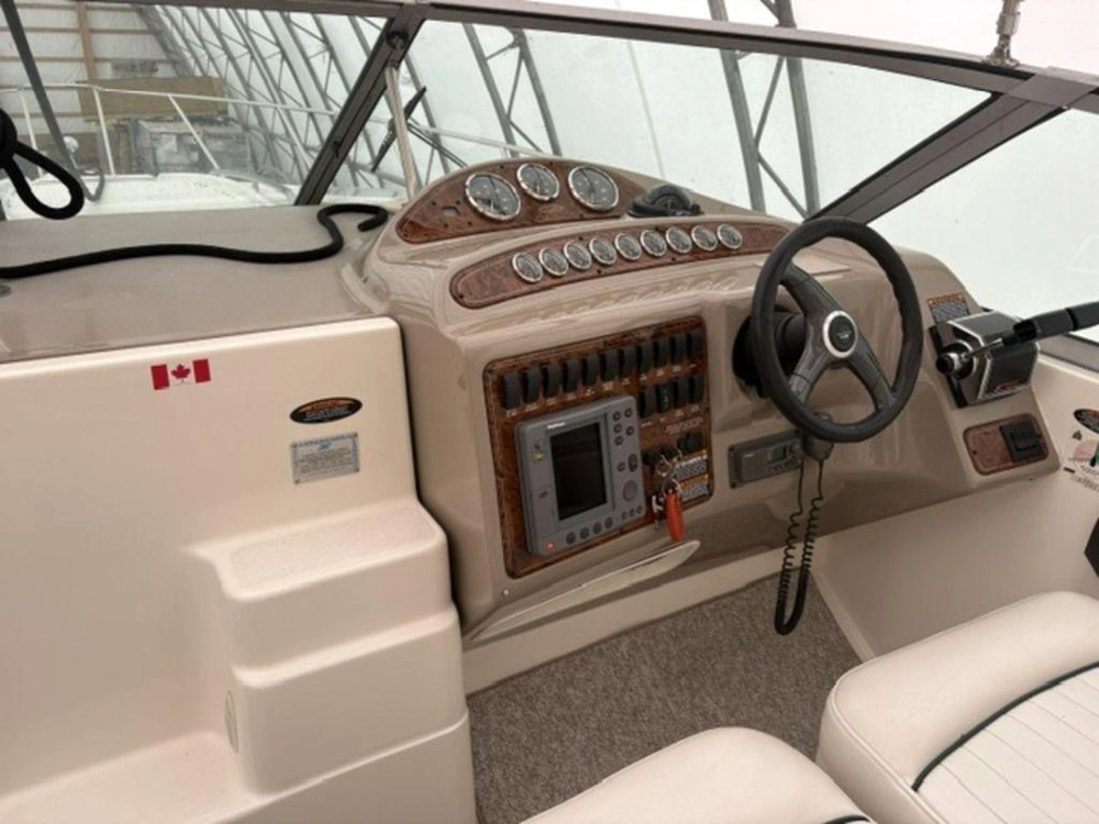 2003 Maxum Marine 330