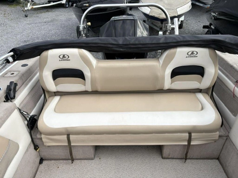 2011 Legend Boats 20 Xcalibur