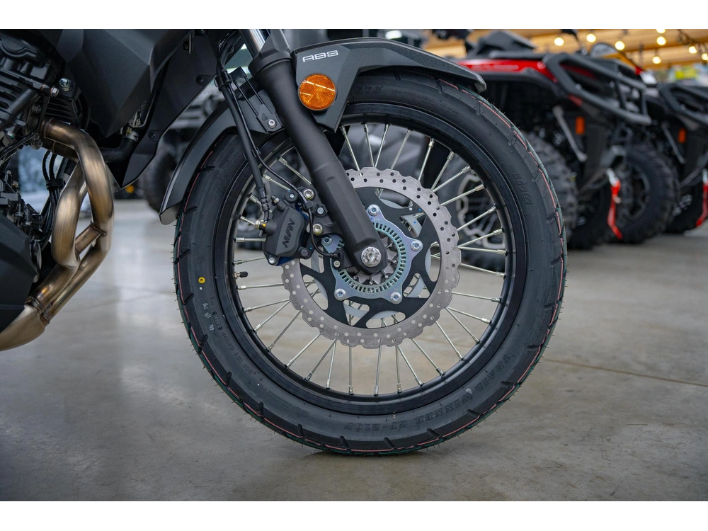 2025 Kawasaki Versys®-x 300 Abs