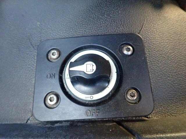 2016 Freightliner M2106