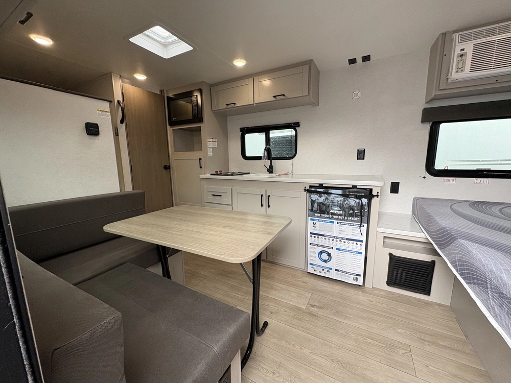 Jayco Jay Flight Slx - Sport Edition 172db 2027