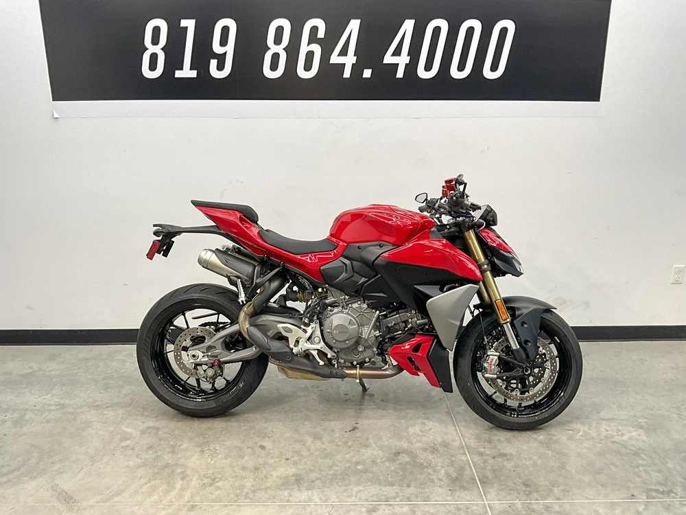 2025 Ducati Streetfighter V2