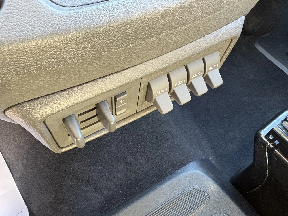 2021 Ford Transit Pura Vida