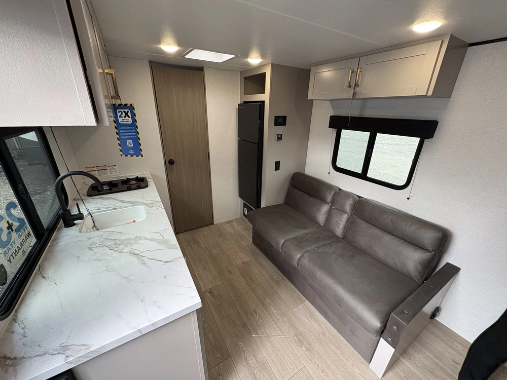 2027 Jayco Jay Feather Air Sl 17rbsl