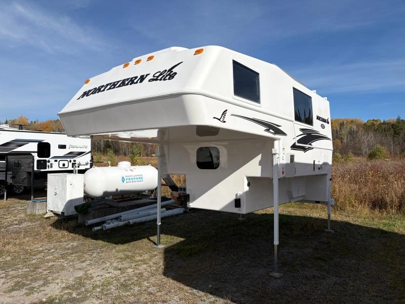 2026 Northern Lite 9.6 Le Wb