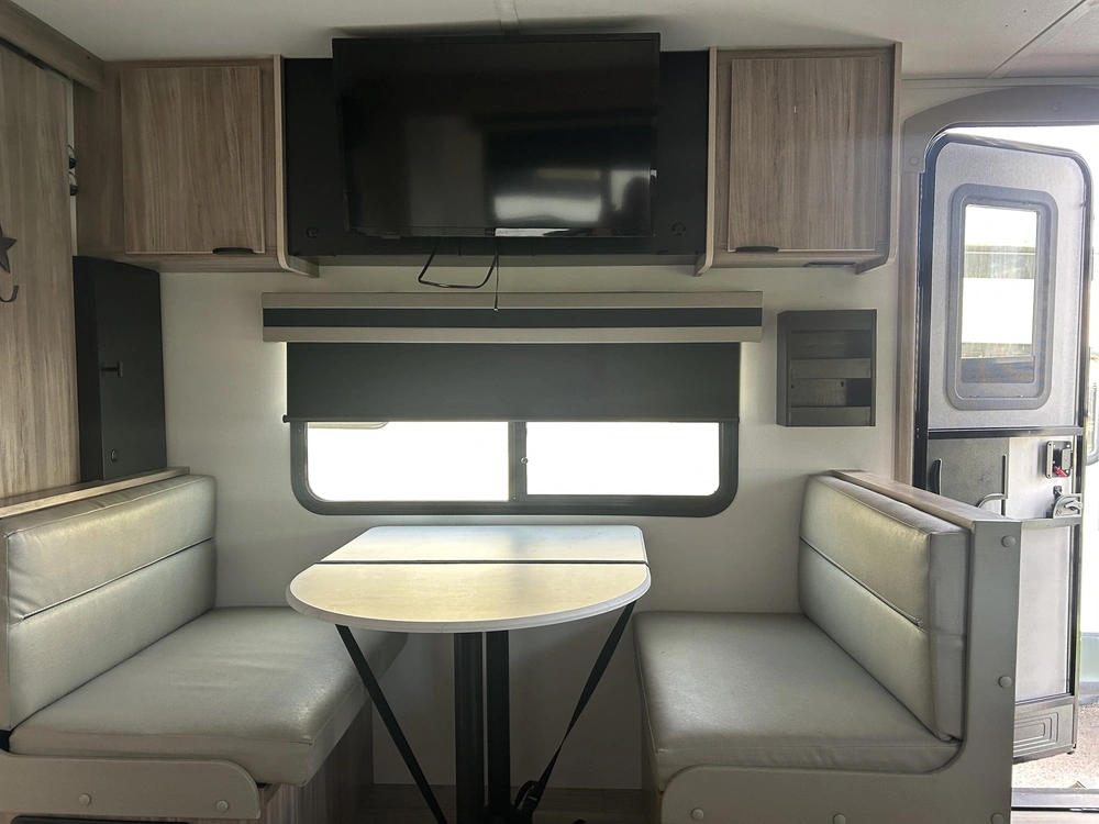 2025 Winnebago 2326rk