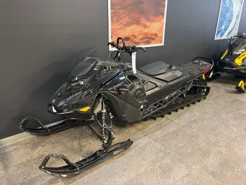 2026 Ski-doo Summit Adr W/ Edge Pkg 165 850 E-tec Powdermax X-light Flexedge 3.0'' Shot