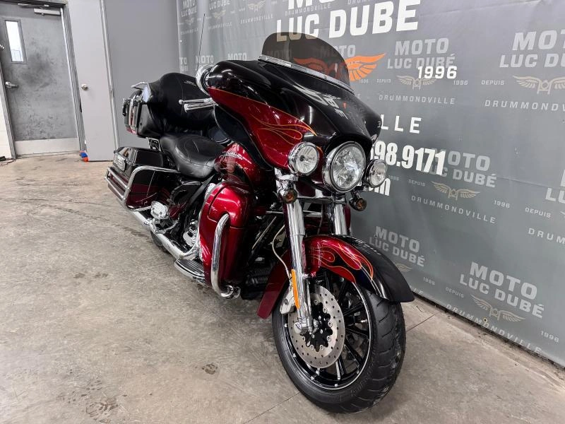 Harley-davidson Flhtcuse Cvo Ultra Classic Electra Glide 2011