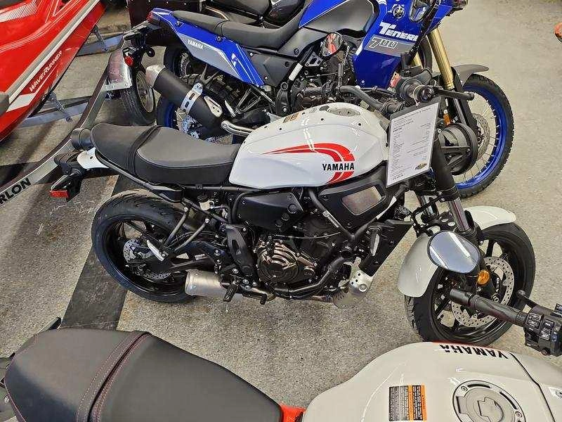2024 Yamaha Xsr700