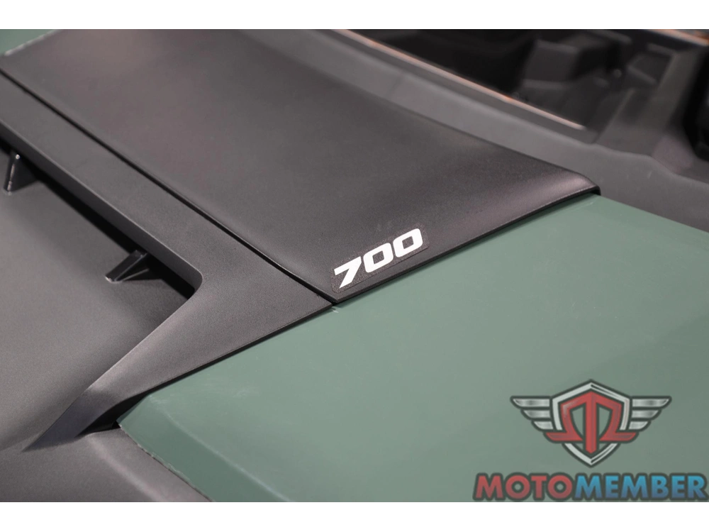 2026 Can-am Commander Dps 700